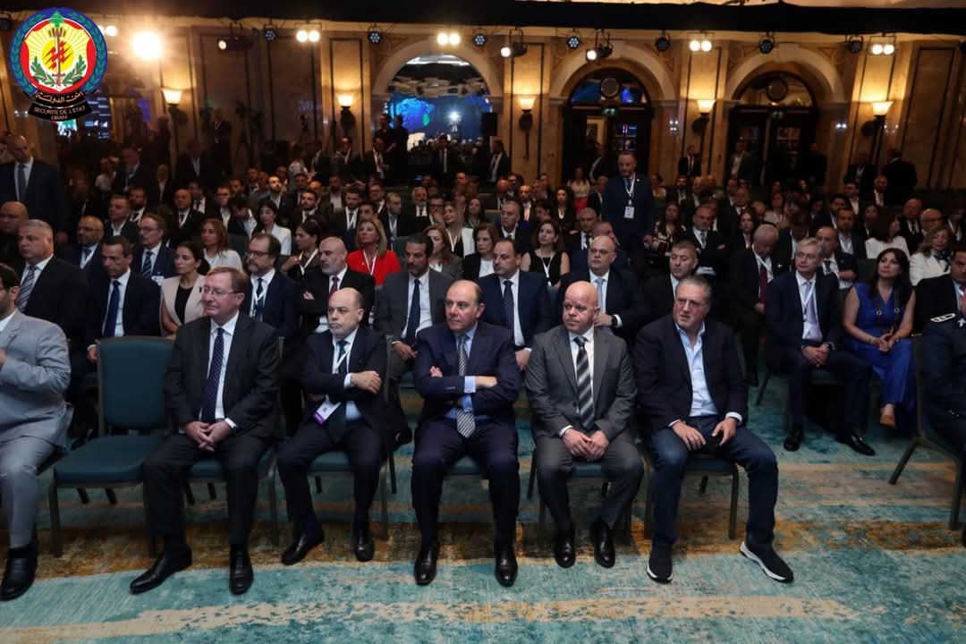اللواء الركن لاوندس يشارك في مؤتمر 