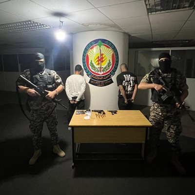 توقيف فلسطينيَين في شاتيلا بجرم حيازة أسلحة وتجارة مخدرات